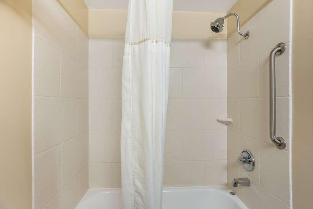 Best Western Plus University Park Inn & Suites State College Szoba fotó