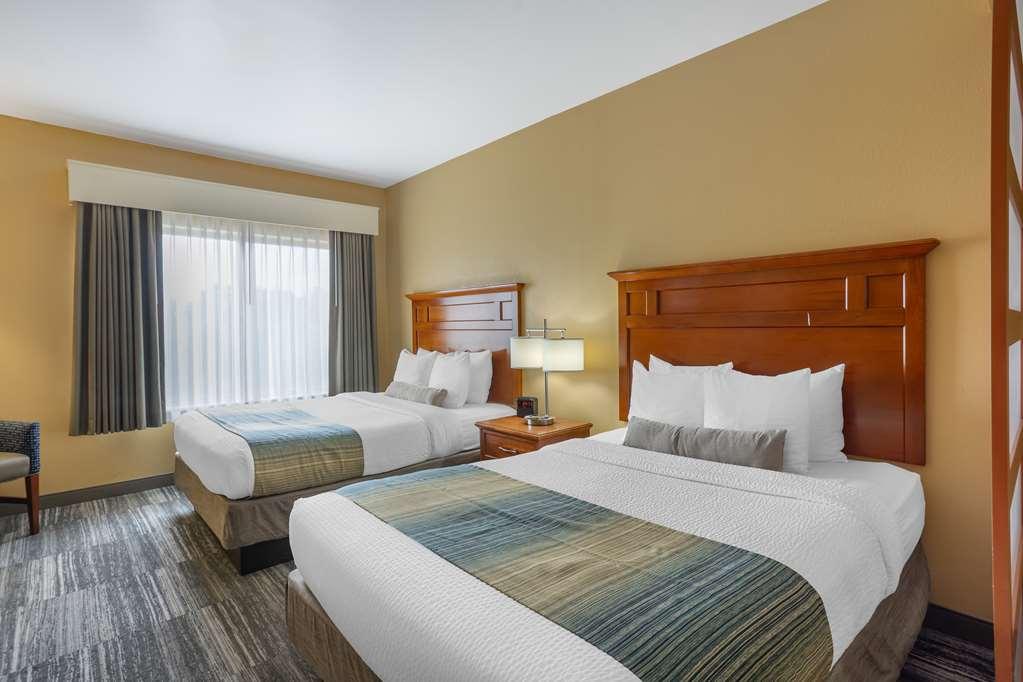 Best Western Plus University Park Inn & Suites State College Szoba fotó