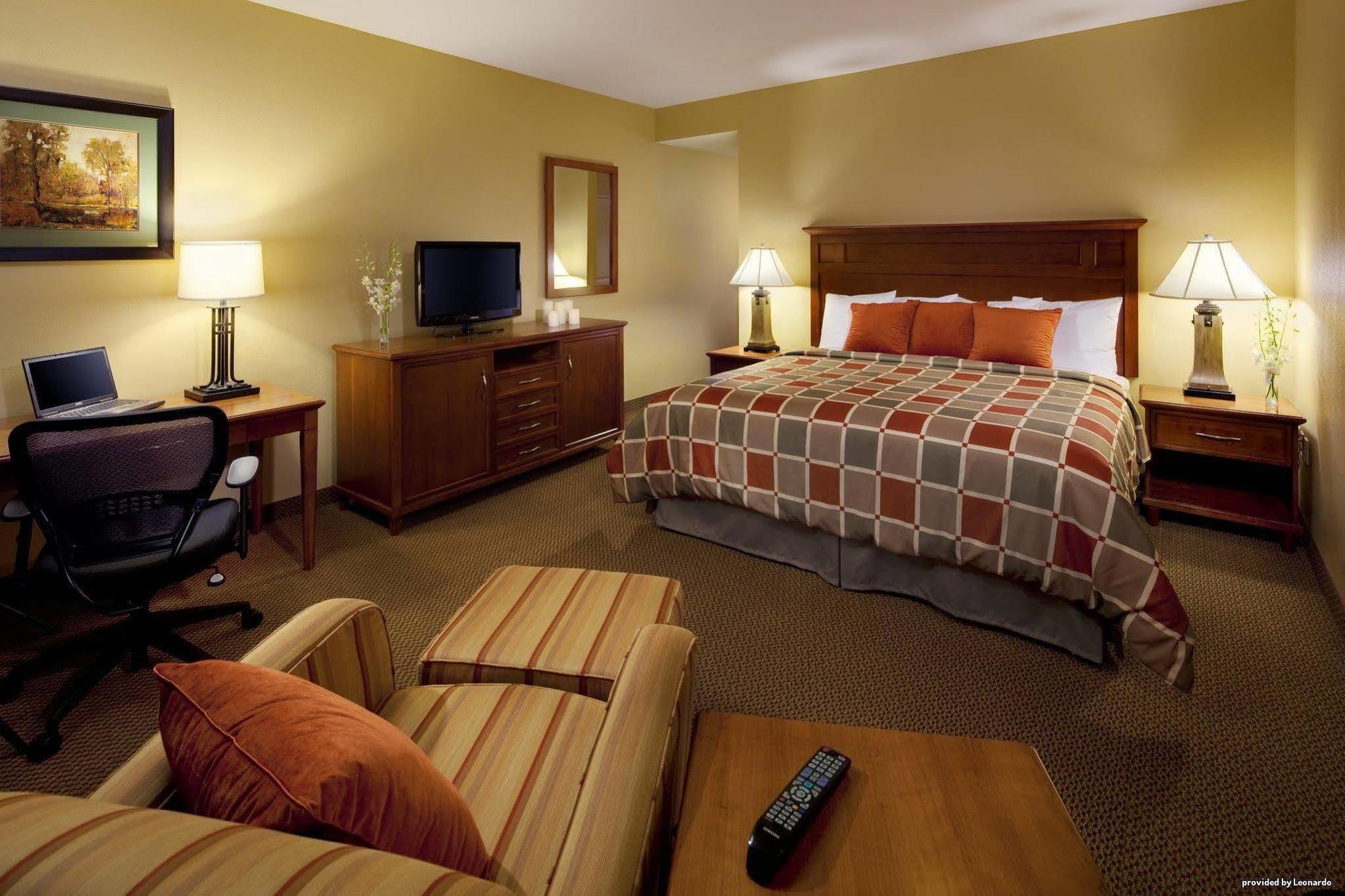Best Western Plus University Park Inn & Suites State College Szoba fotó
